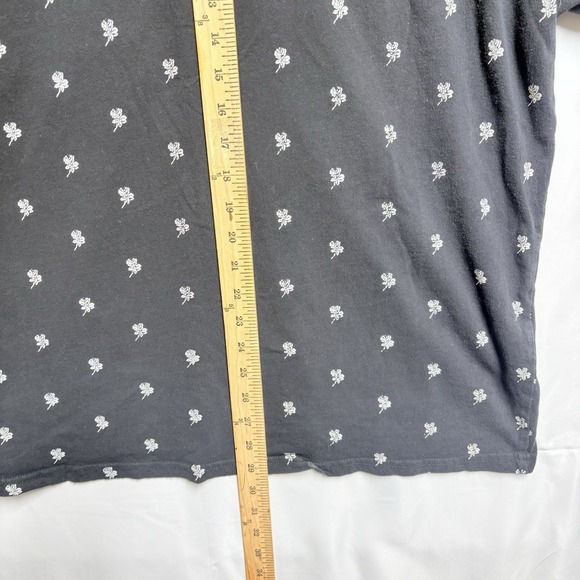 Reason Skull Fire & Roses Embroidered T-Shirt Mens Size XXL Black AOP - Picture 6 of 10